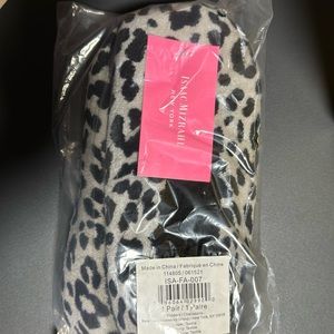 Isaac Mizrahi Leopart printed slippers